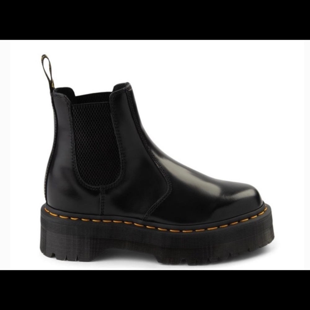 Black Chelsea boots Doc Martens